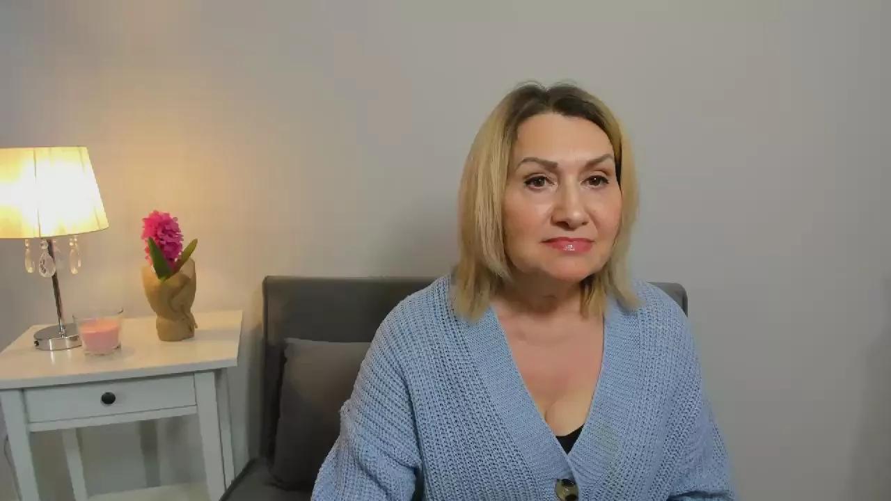 IsabellaMilf on Cam4 
