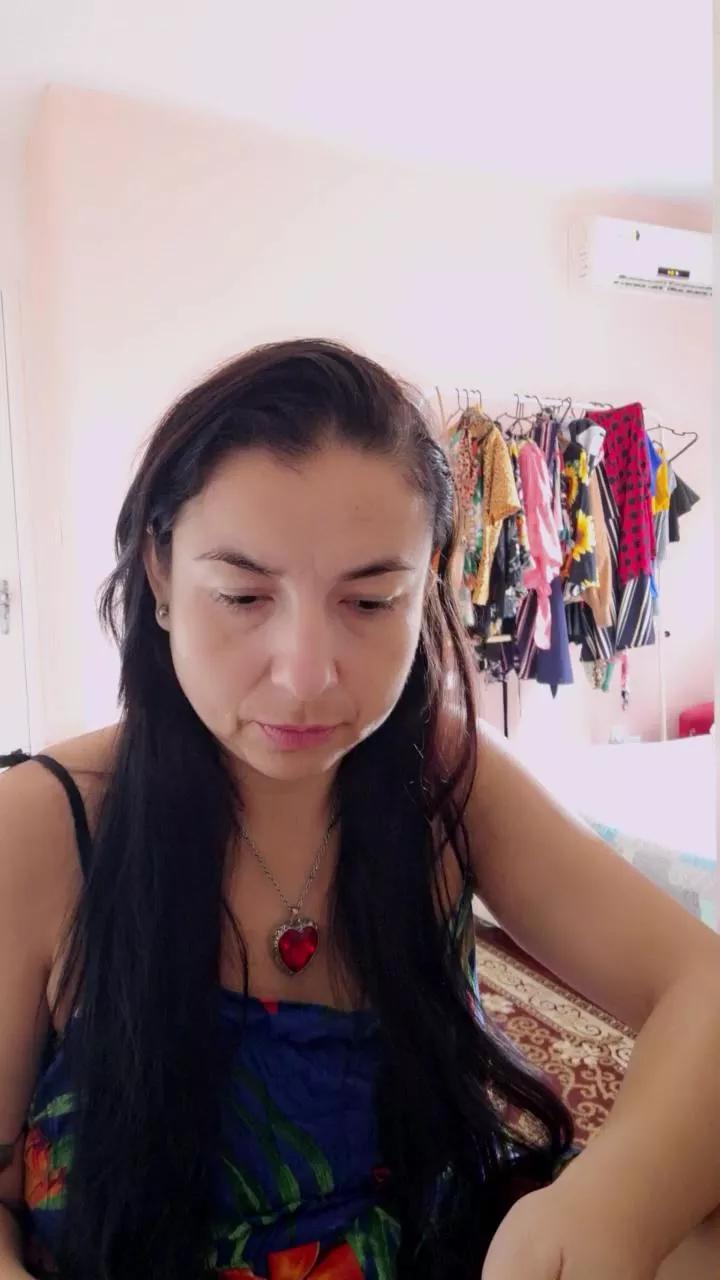 Isadoradelicia on Cam4 