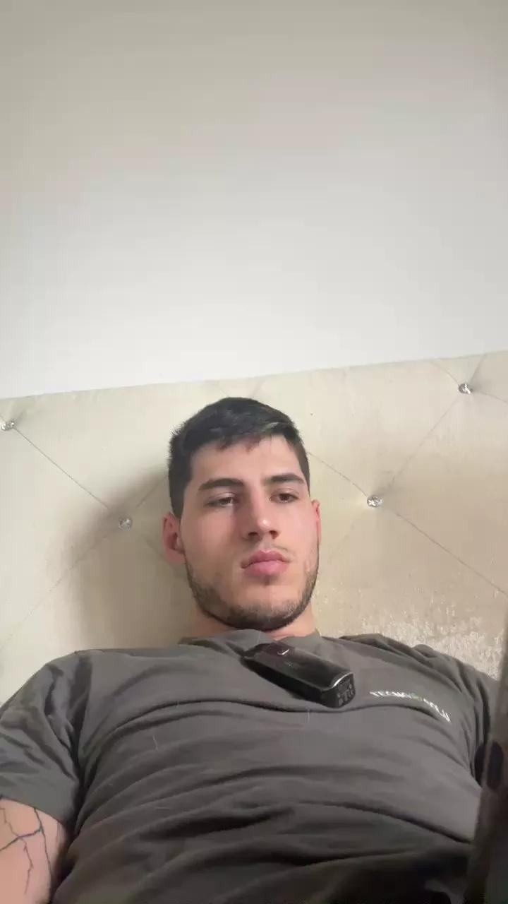 itrifan on Cam4 
