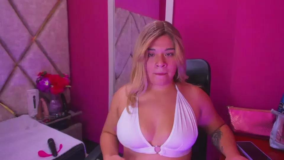 jade_brown_ on Cam4 