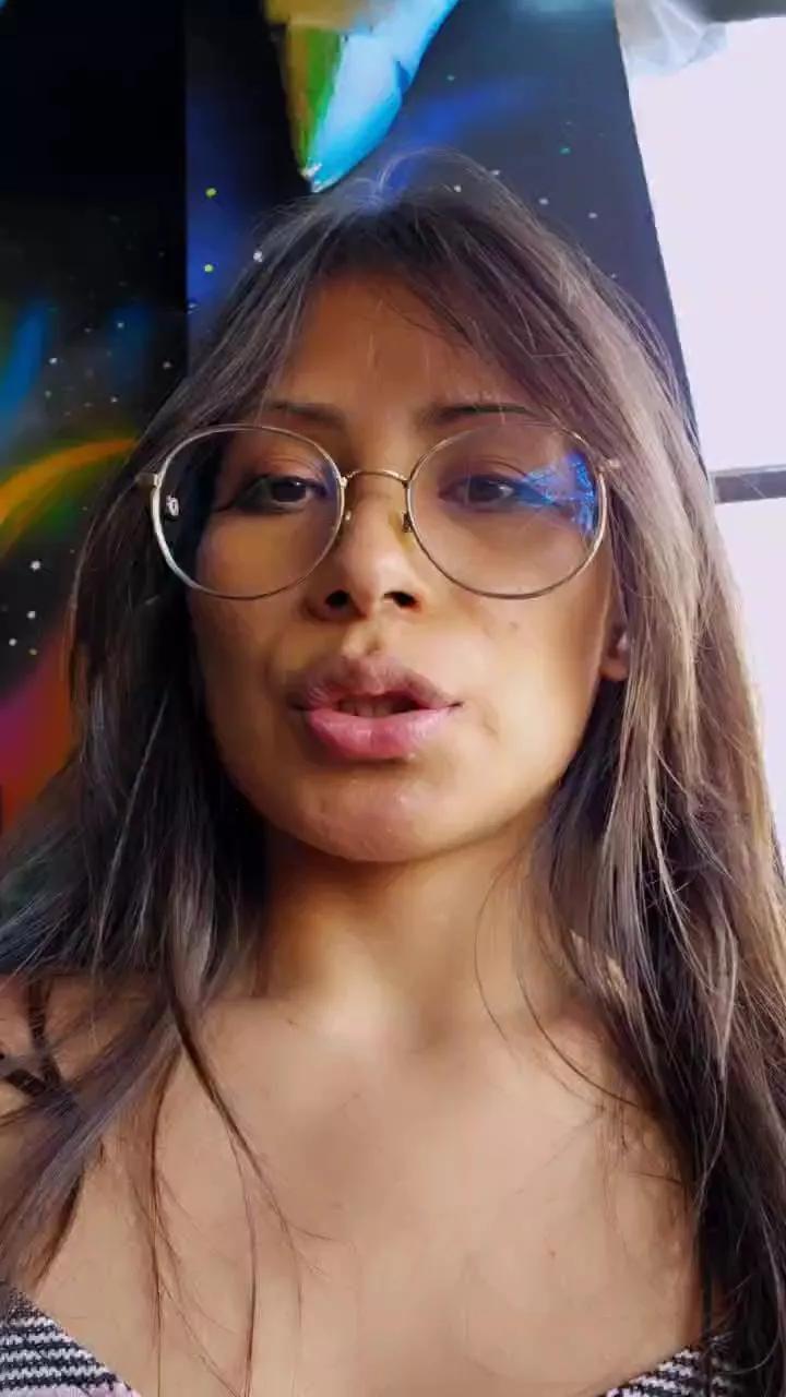 Jade_Zephyra on Cam4 