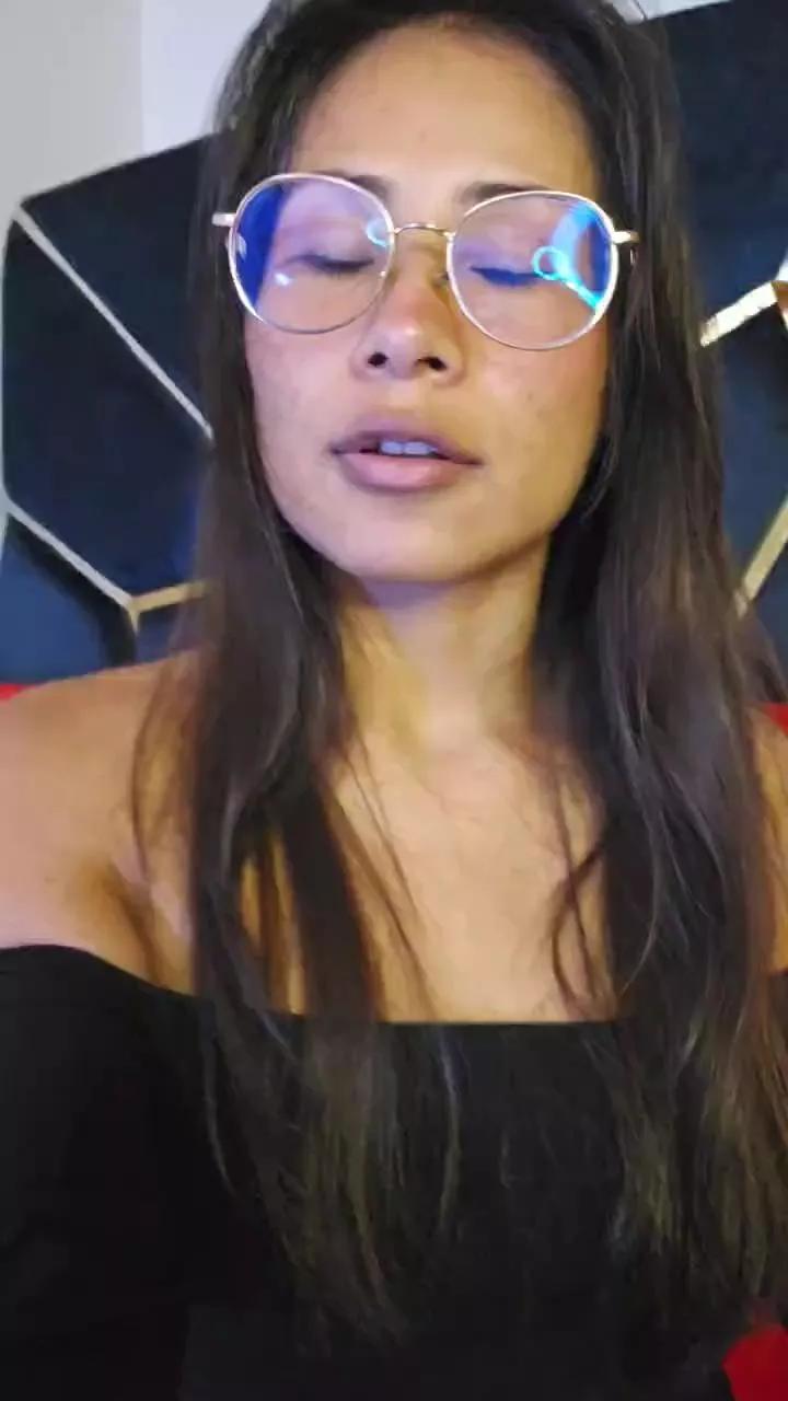 Jade_Zephyra on Cam4 