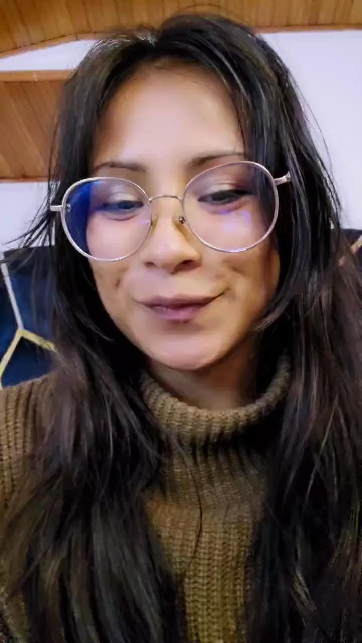 Jade_Zephyra on Cam4 