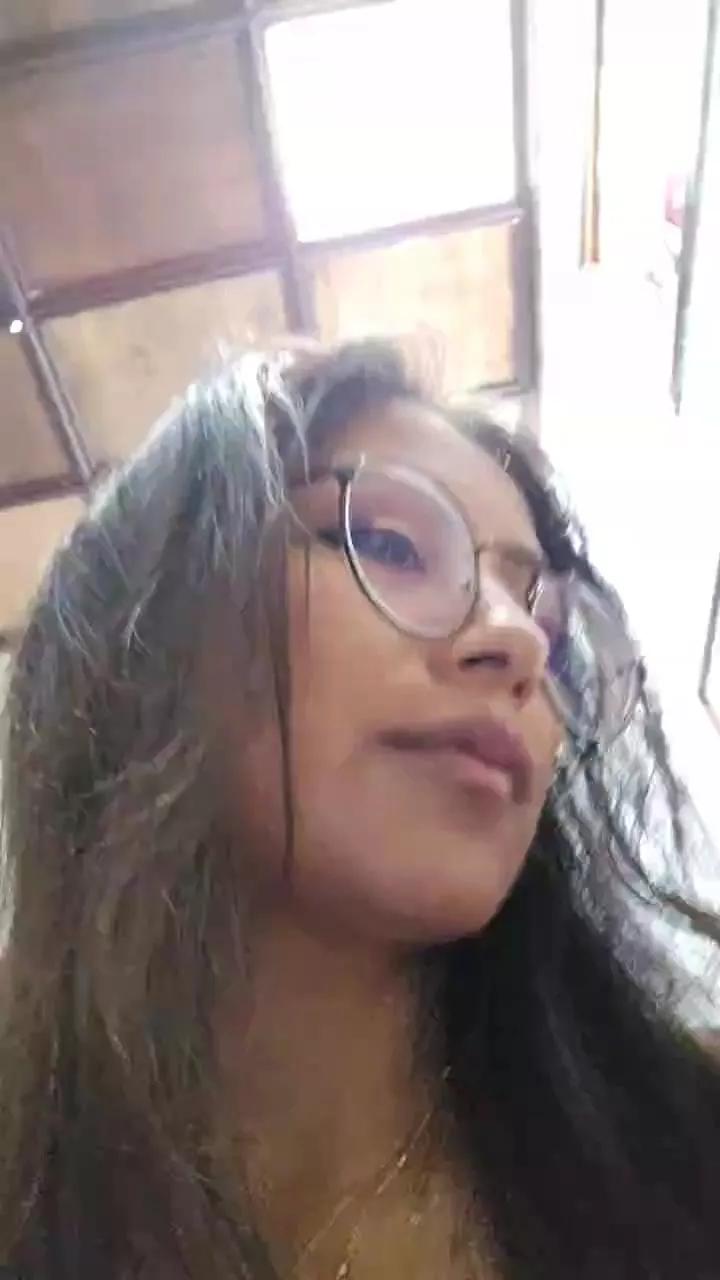 Jade_Zephyra on Cam4 
