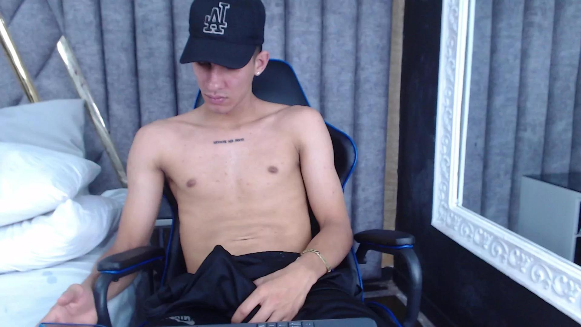 JakeMoxley on Cam4 