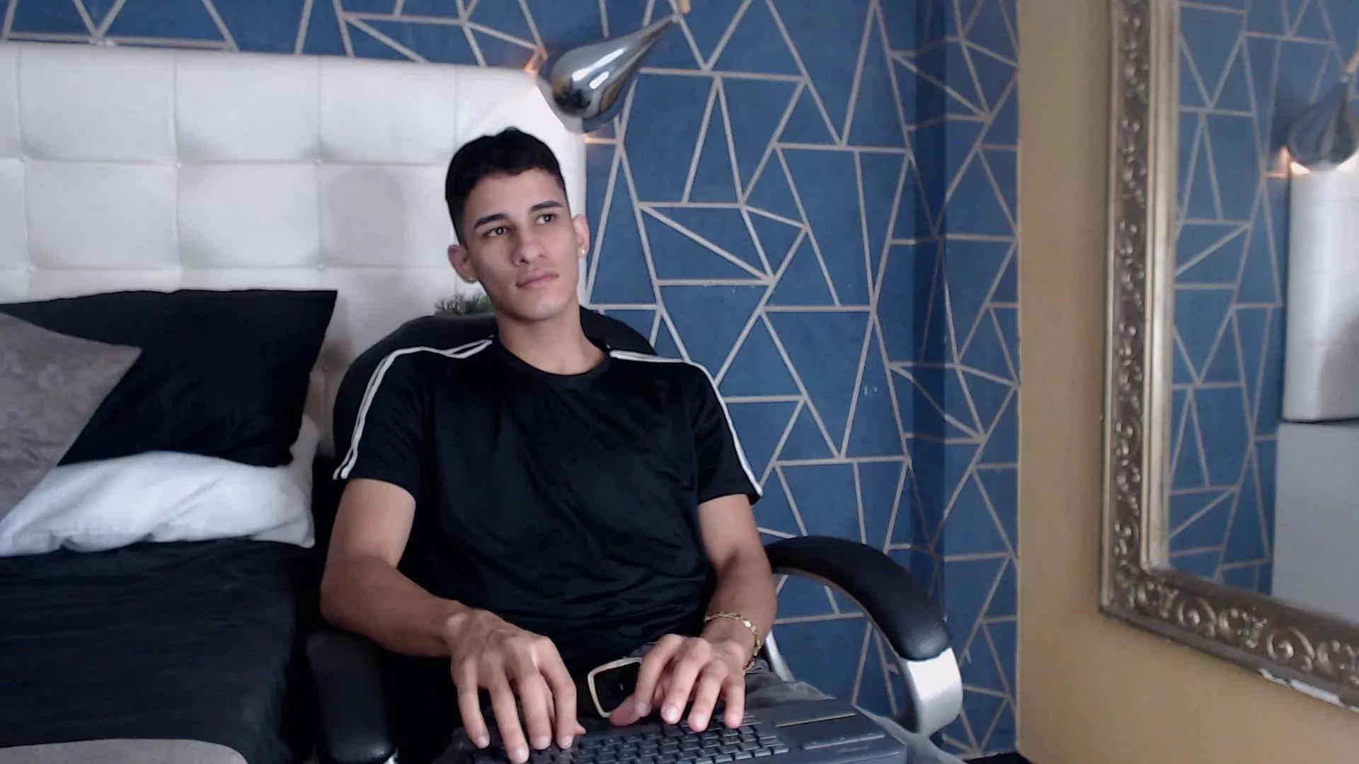 JakeMoxley on Cam4 