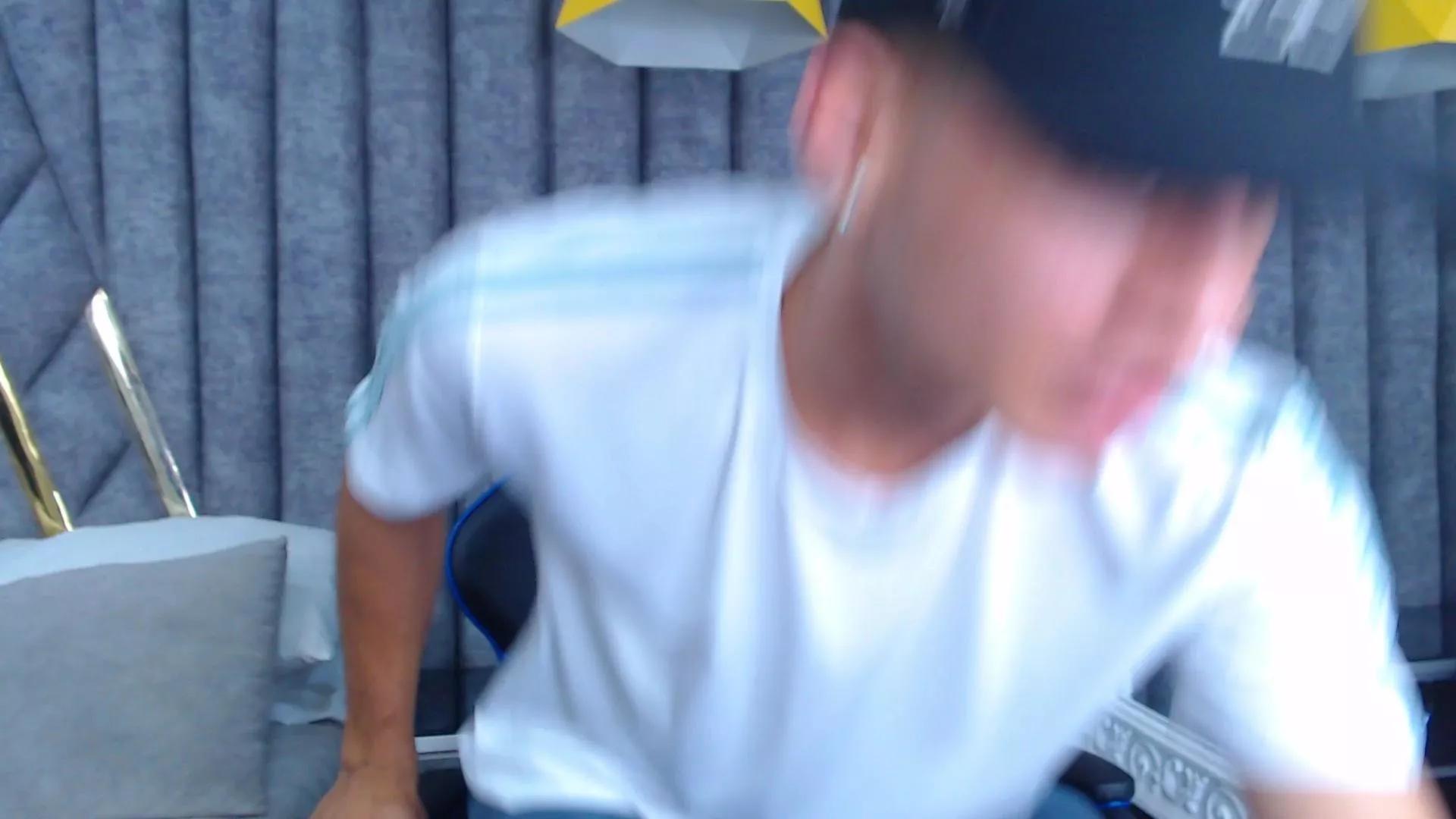 JakeMoxley on Cam4 