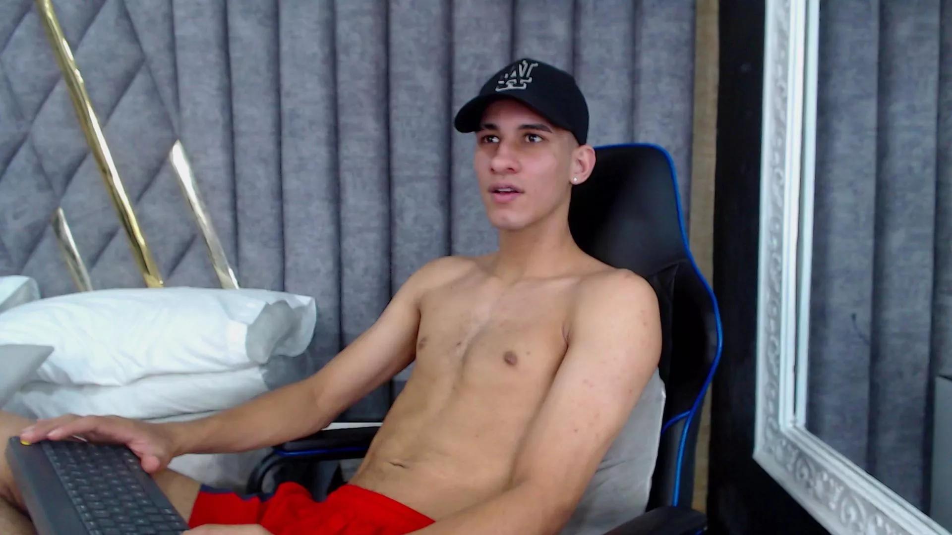 JakeMoxley on Cam4 