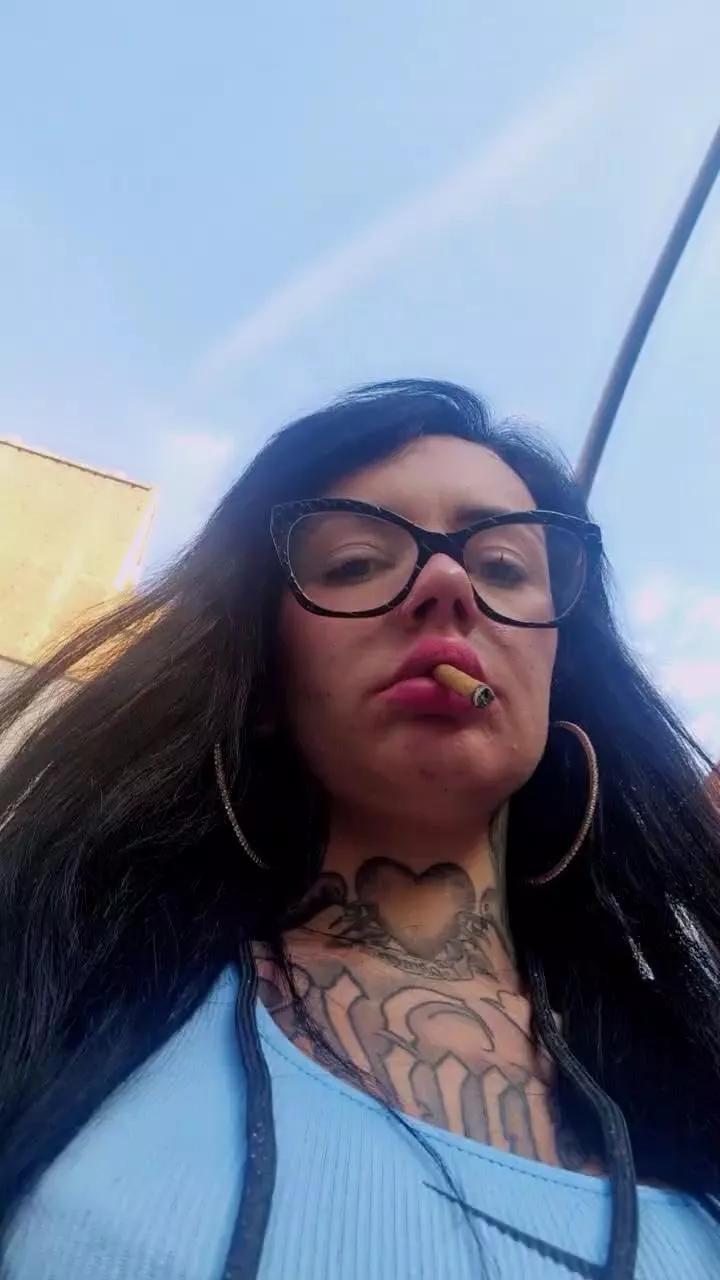 jenytetas69 on Cam4 