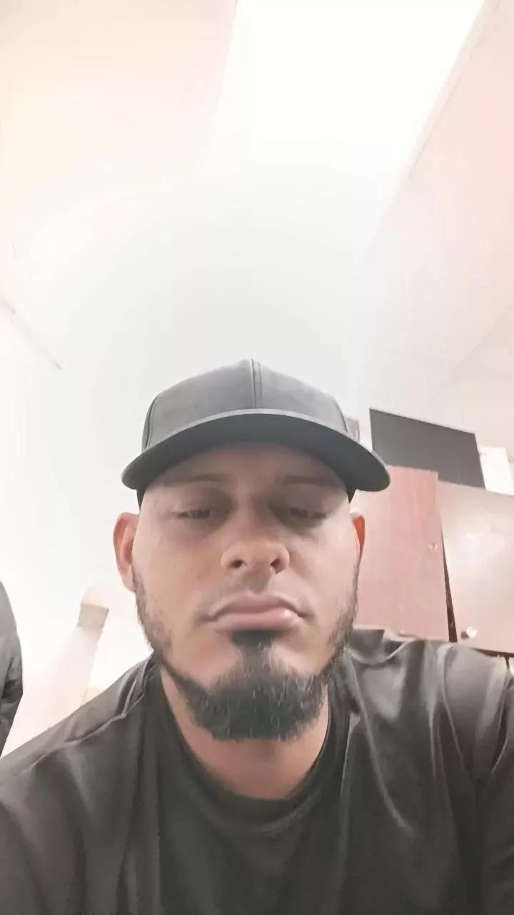 jesusvalles on Cam4 