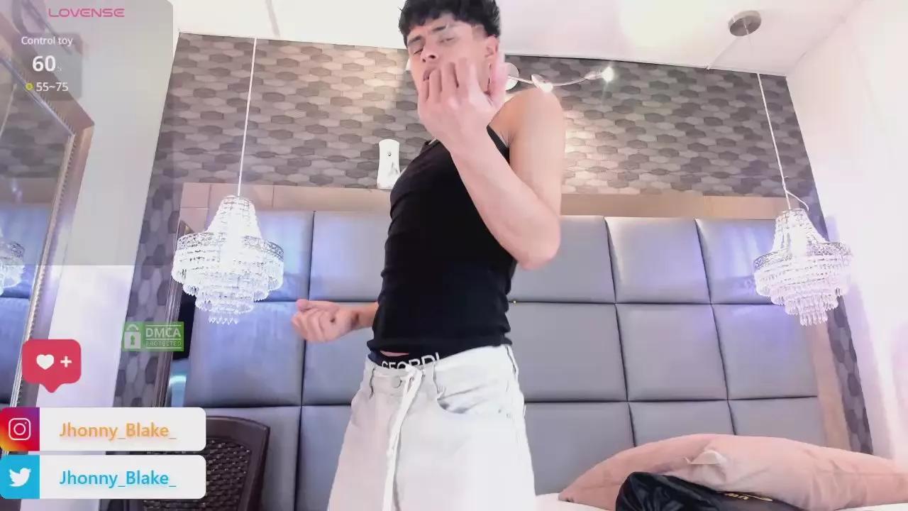 Jhonny_Blake_ on Cam4 