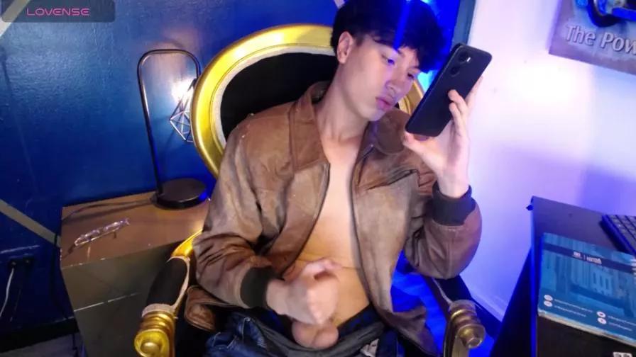Jhonnydeep_ on Cam4 