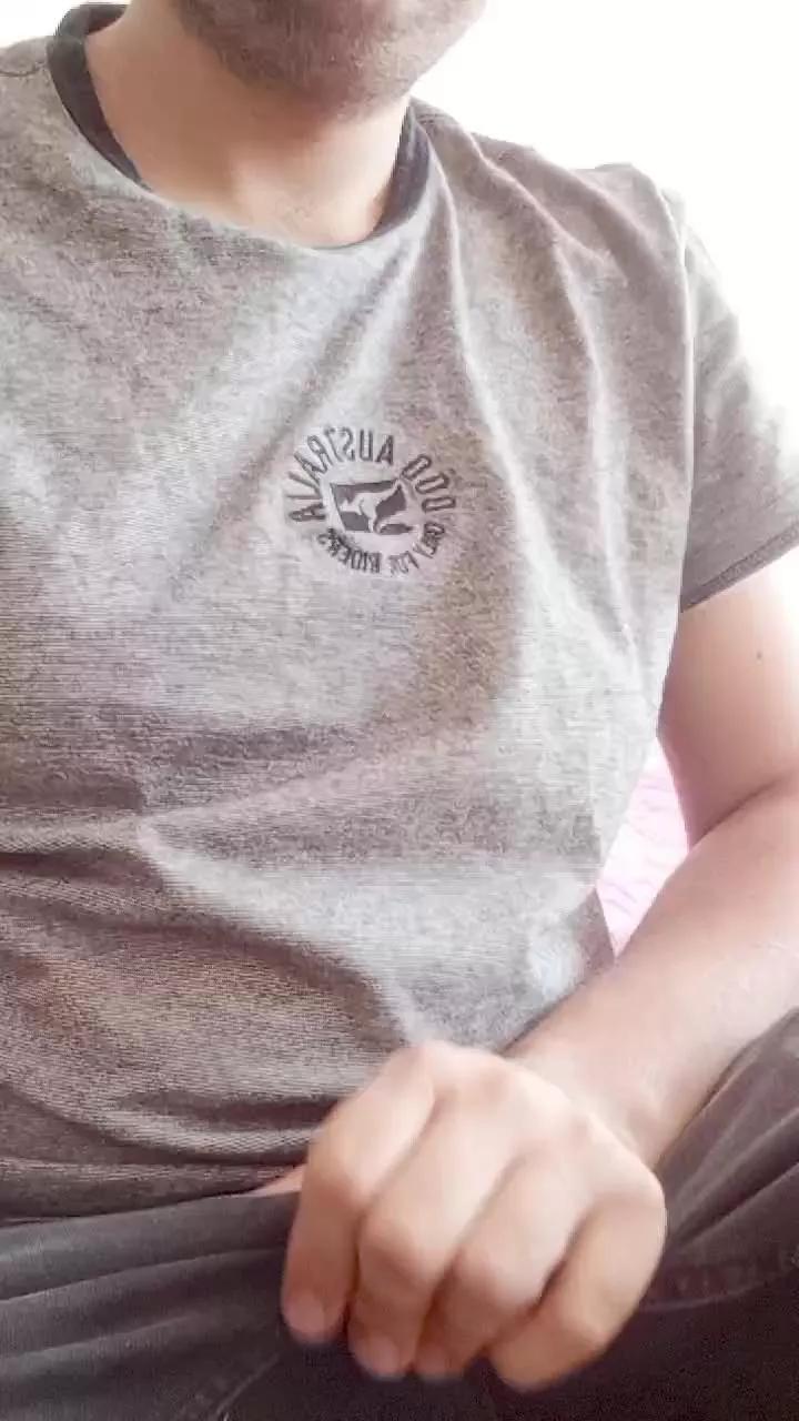 JoeGol96 on Cam4 
