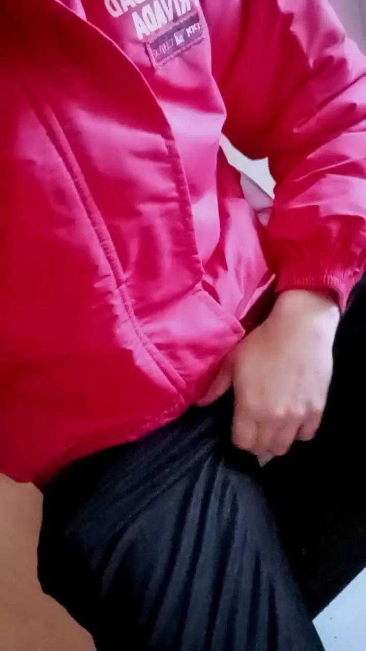 JoeGol96 on Cam4 