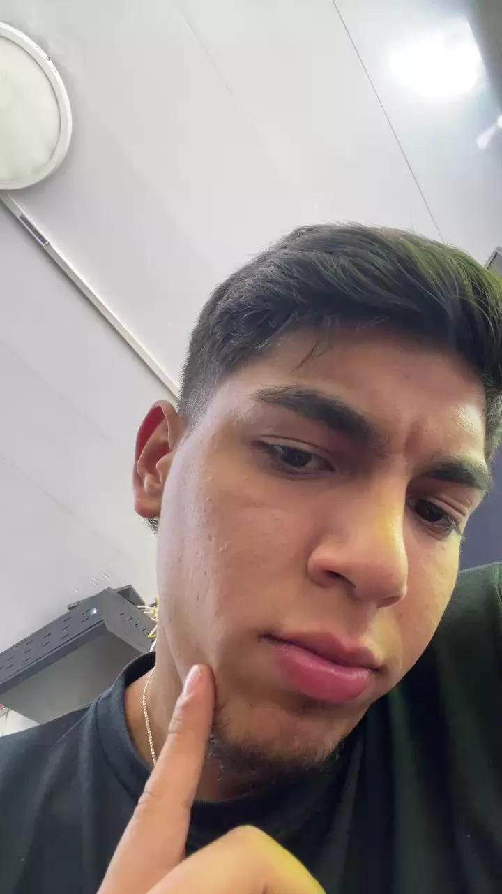 JonaikerCR on Cam4 