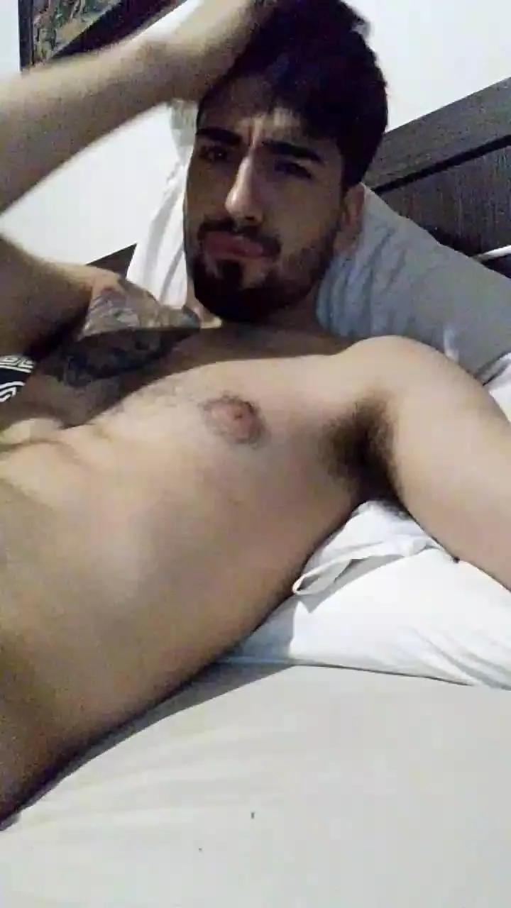 Jovencitobcn21 on Cam4 