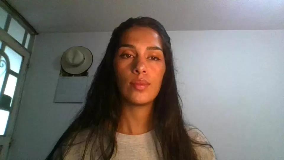 JuanaBrunette7 on Cam4 