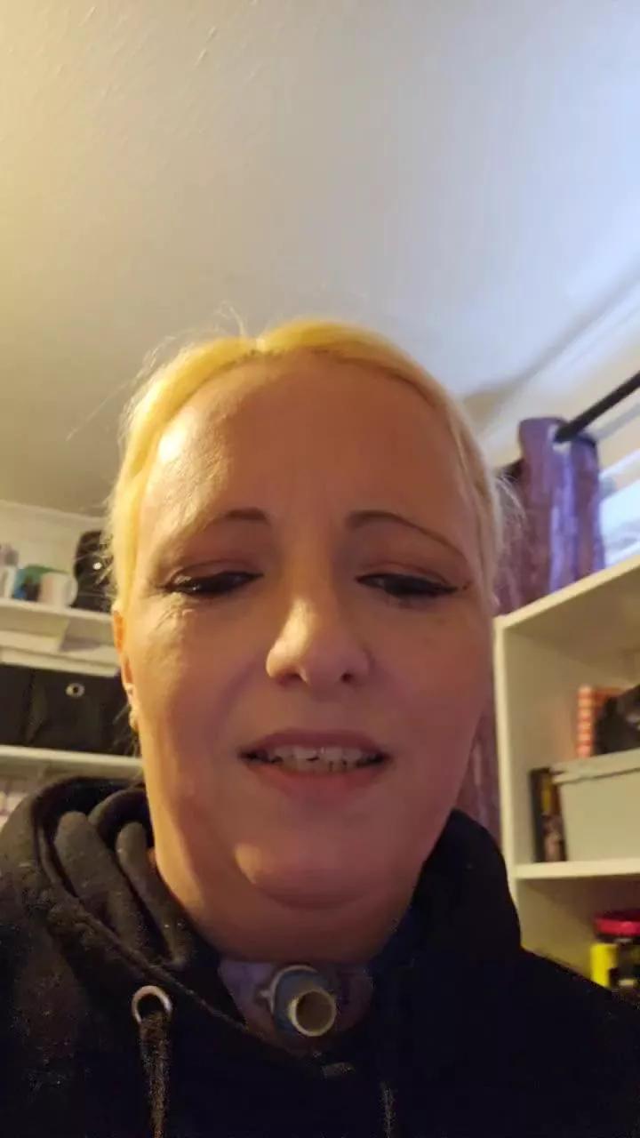 JuliaJamesXX69 on Cam4 