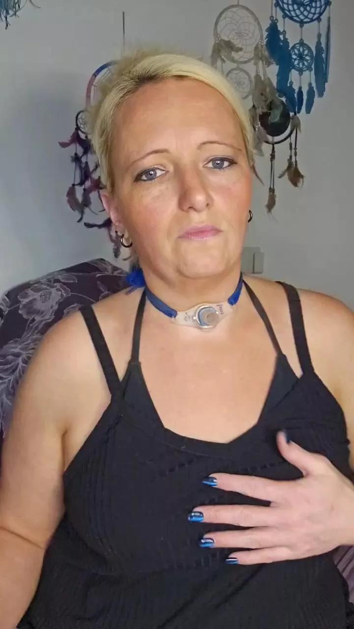 JuliaJamesXX69 on Cam4 