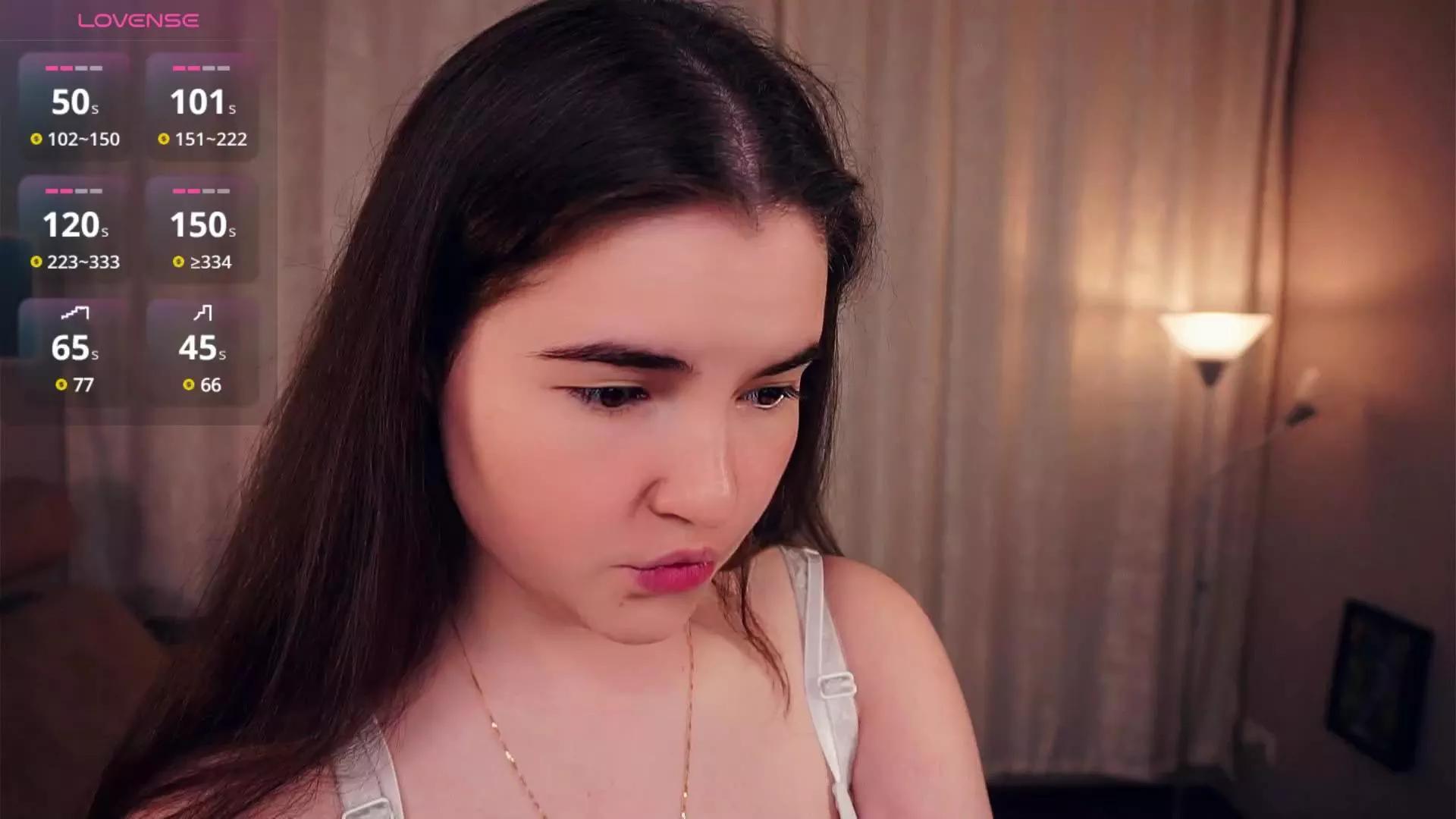 JulianaBlow on Cam4 