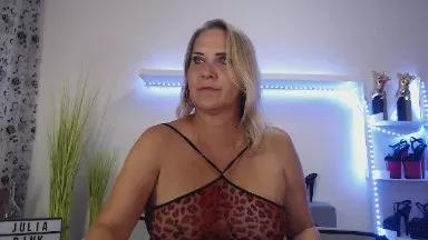 Offline JuliaPink on Cam4