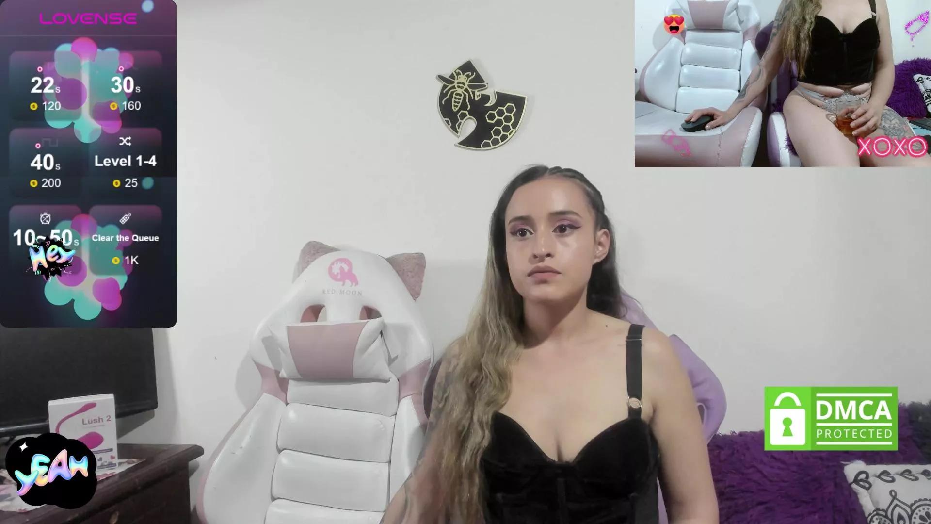 julieth_tayler on Cam4 