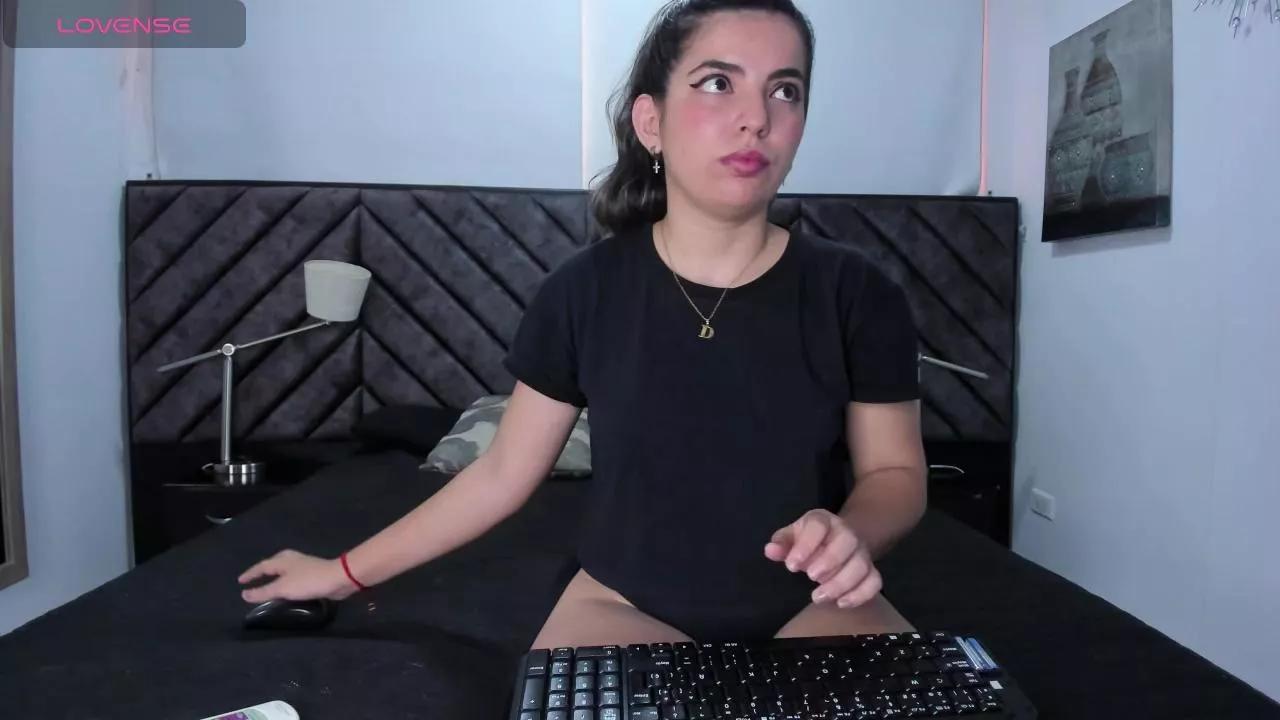 JulietSofia on Cam4 