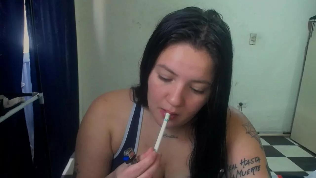 jullymessyy on Cam4 