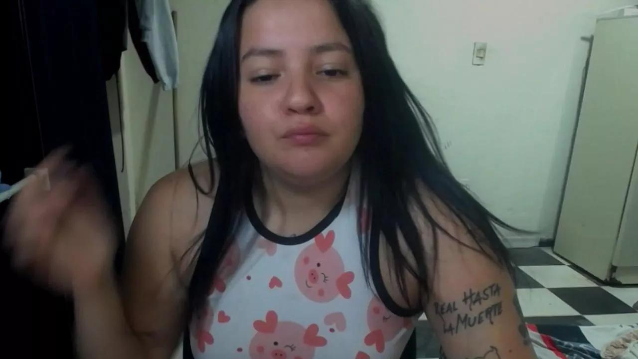 jullymessyy on Cam4 