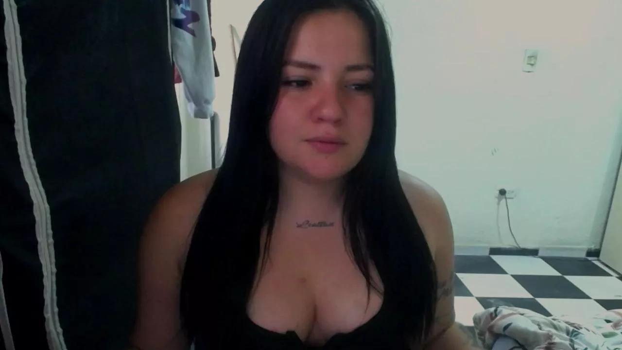 jullymessyy on Cam4 
