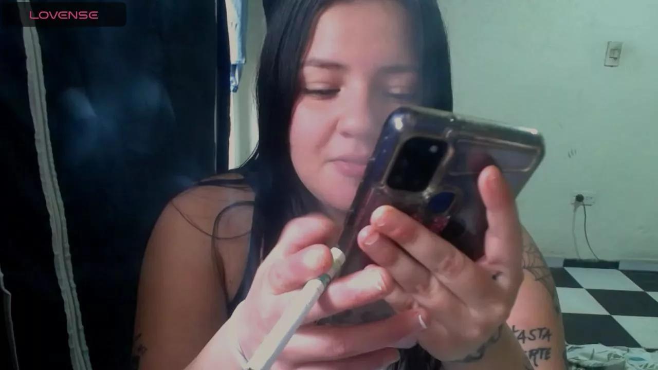 jullymessyy on Cam4 