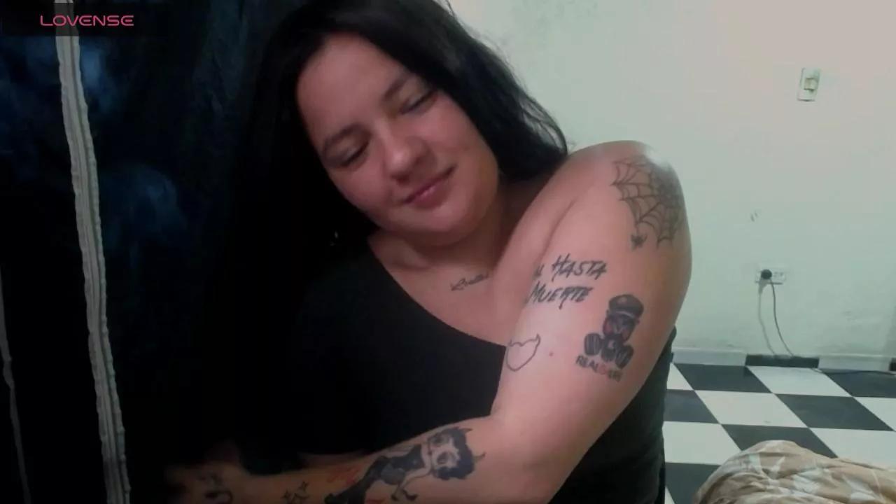 jullymessyy on Cam4 