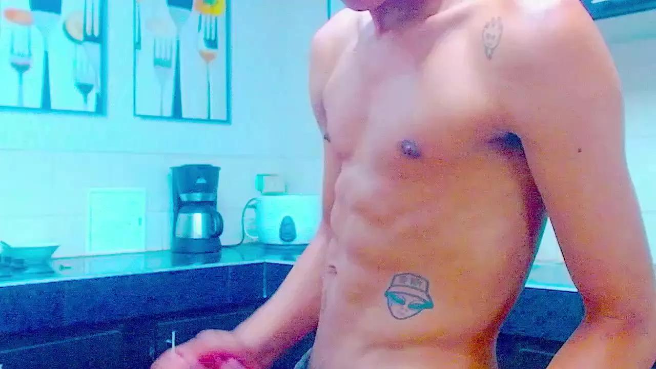 JustinHarrys on Cam4 