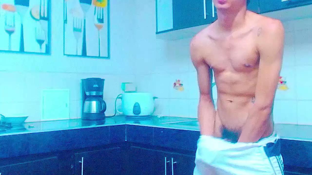 JustinHarrys on Cam4 