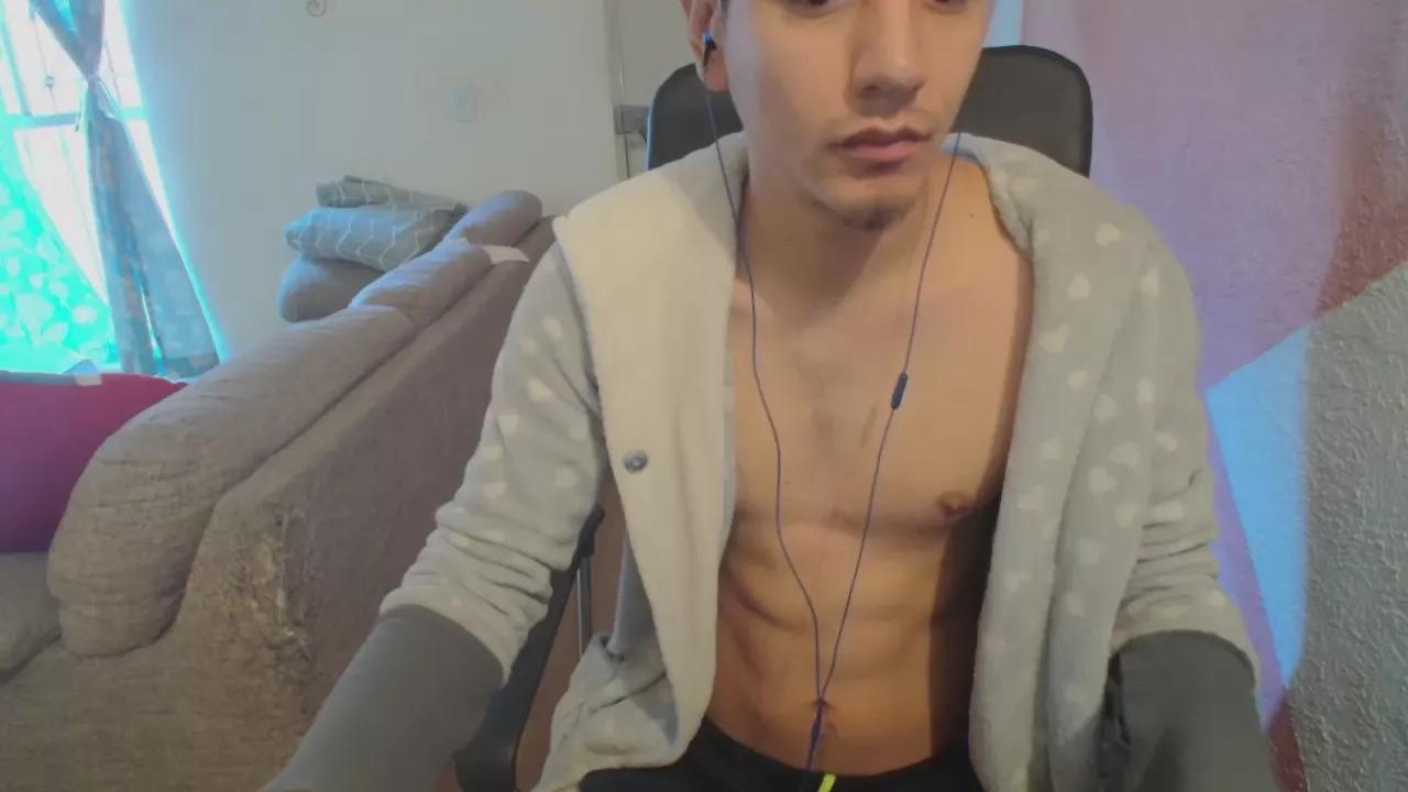 kael_art on Cam4 
