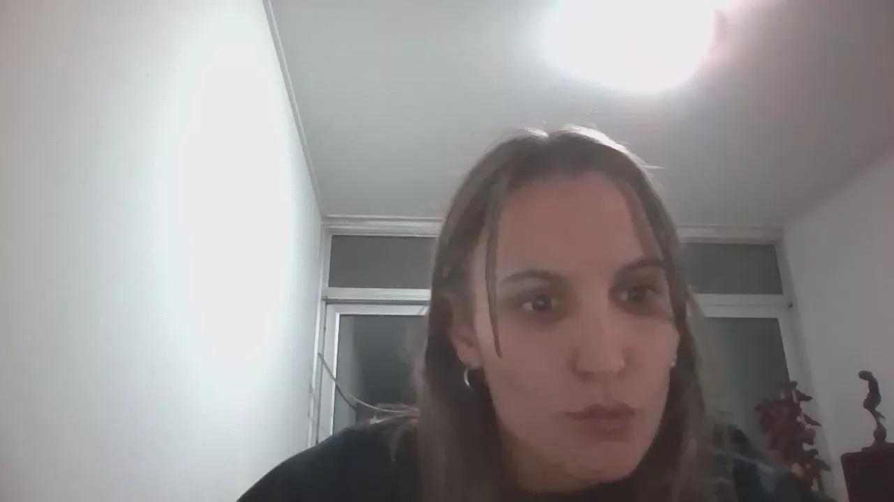 KAROL4BB on Cam4 