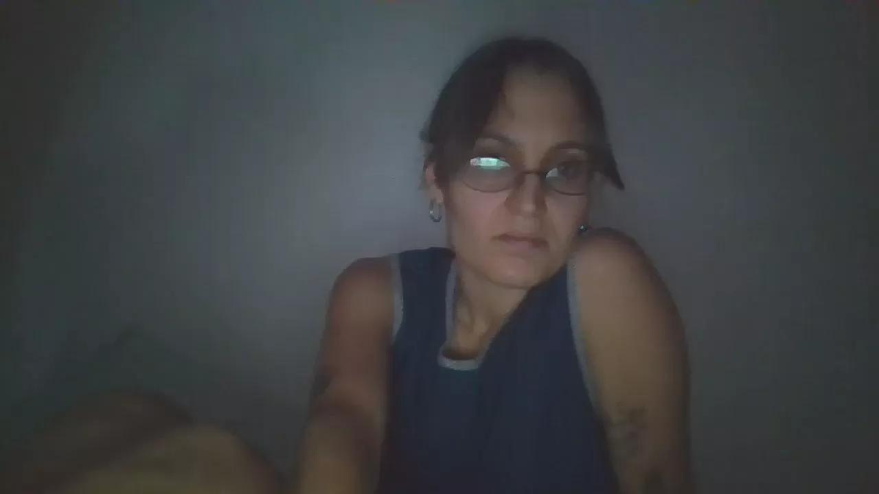 KAROL4BB on Cam4 