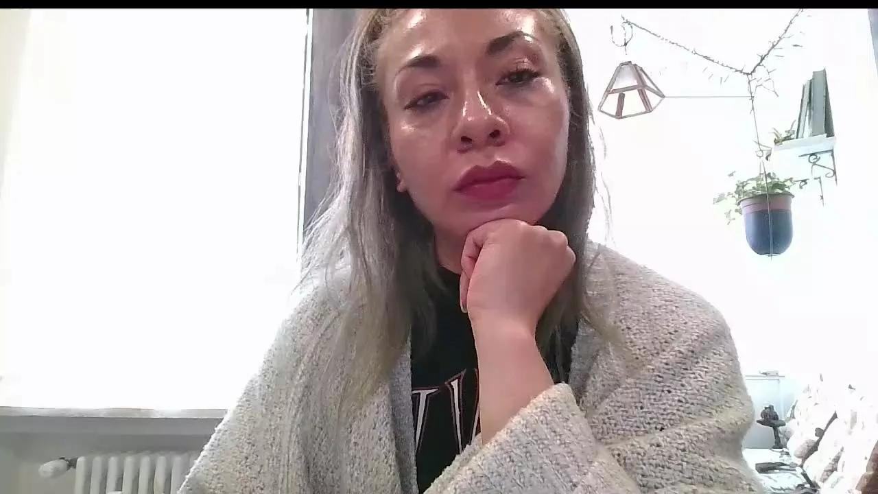 Karolinareaper on Cam4 