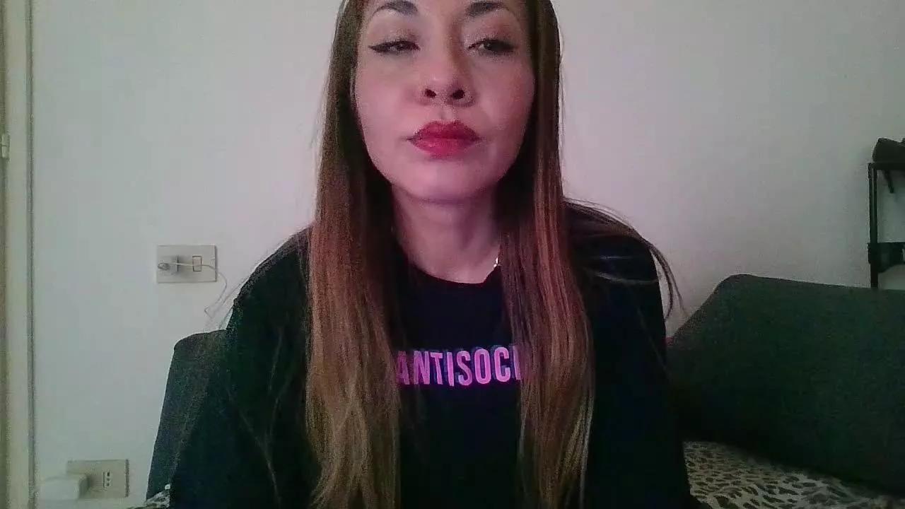 Karolinareaper on Cam4 