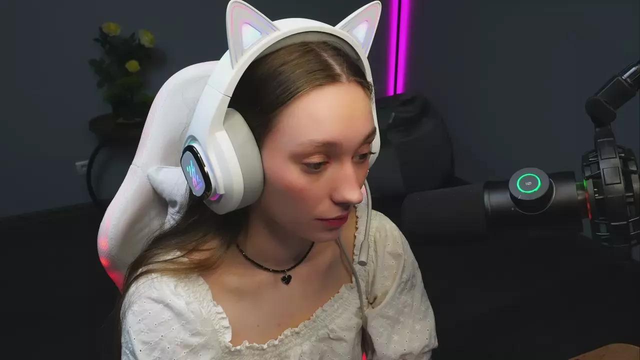 KatieGerald on Cam4 