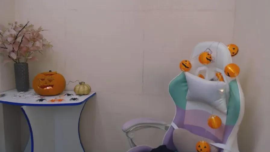 Explore naked performer Kay_franccis kay_franccis from Cam4