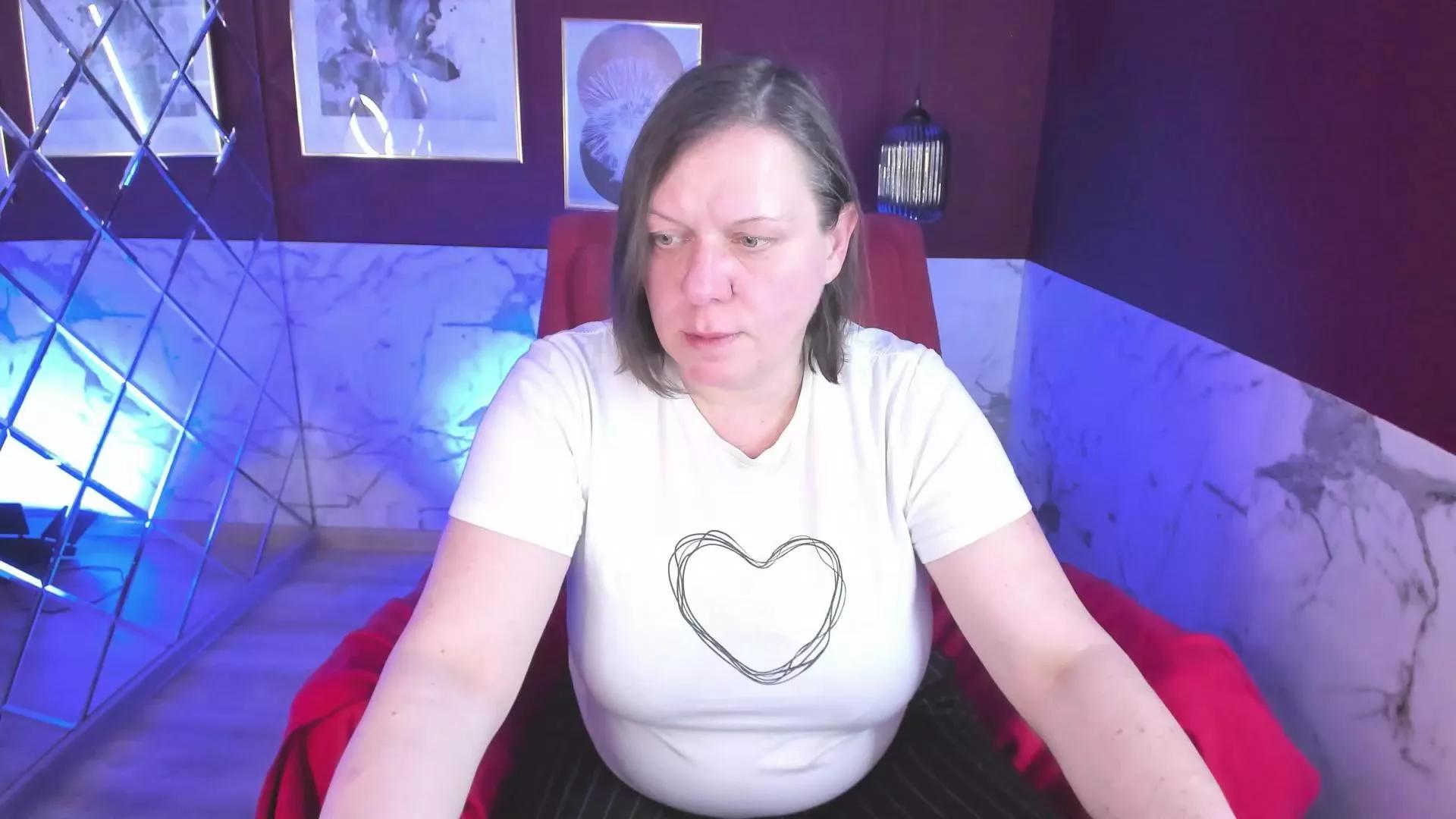 KellyPerfection on Cam4 