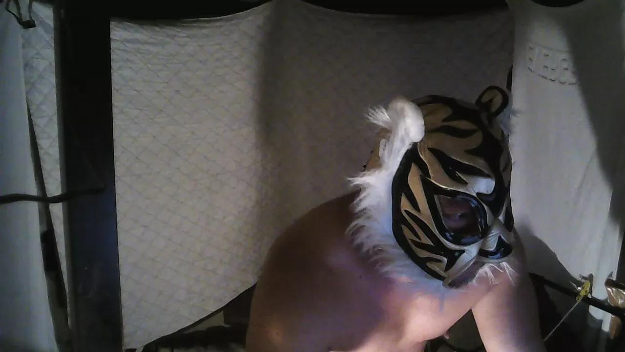 ken_mass on Cam4 