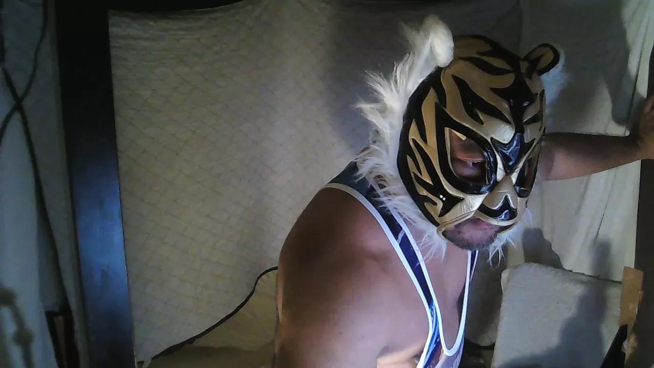 ken_mass on Cam4 