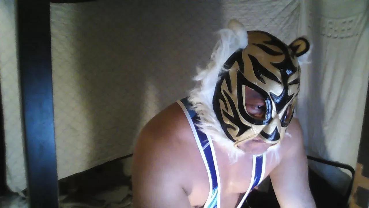 ken_mass on Cam4 