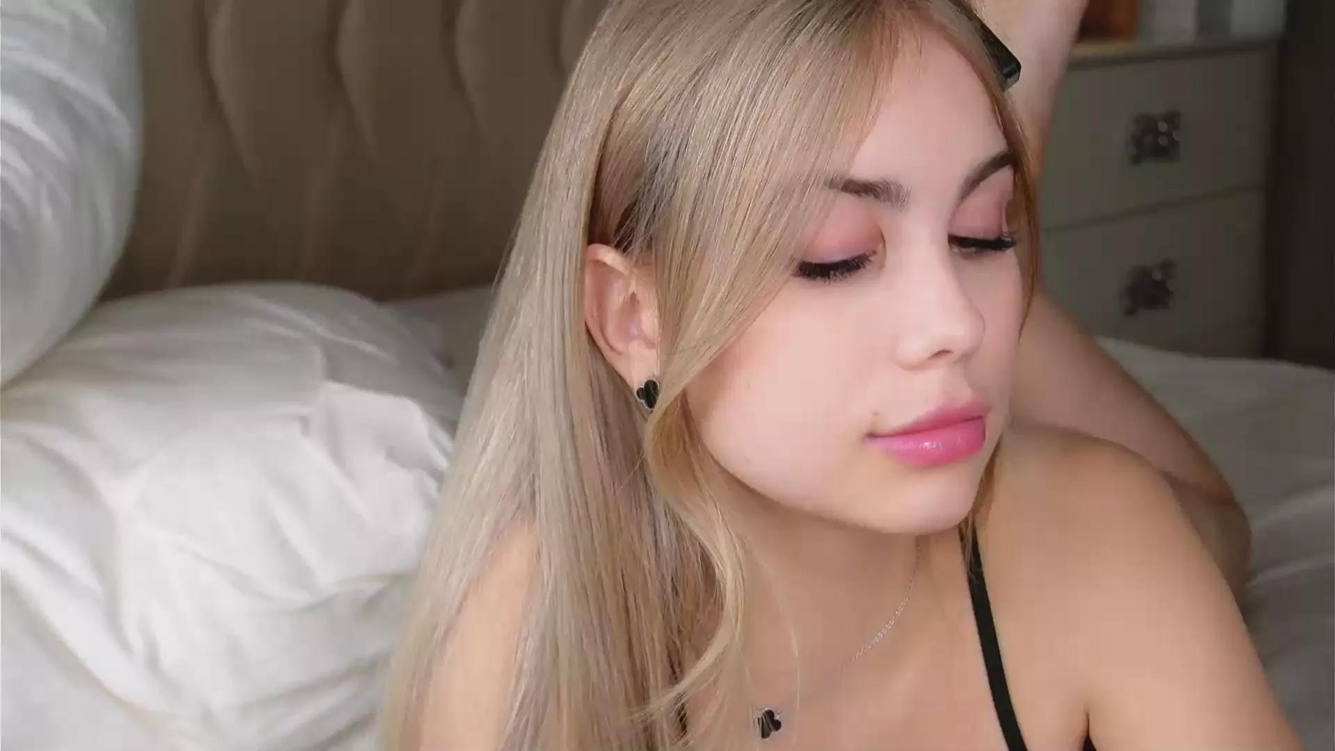 KendraBayles on Cam4 