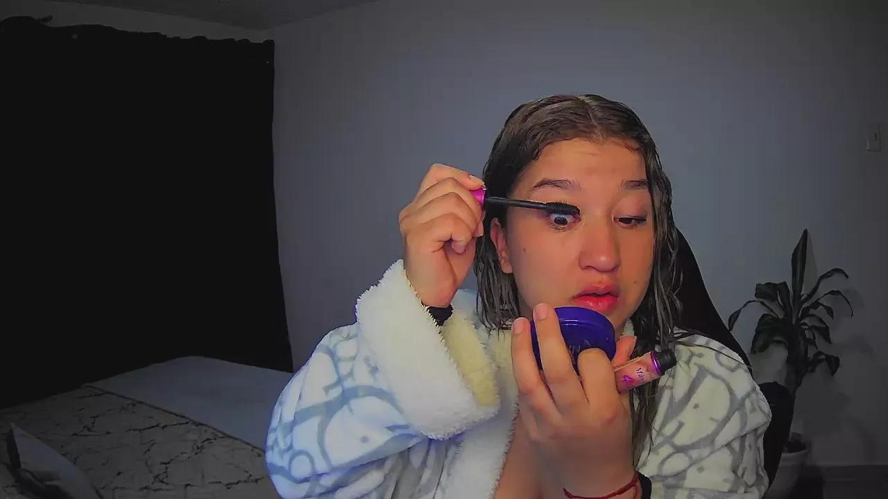 Offline Kerry_jacksonn on Cam4