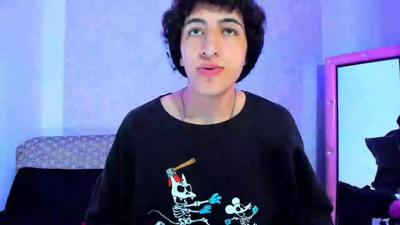 Kervs__ on Cam4 