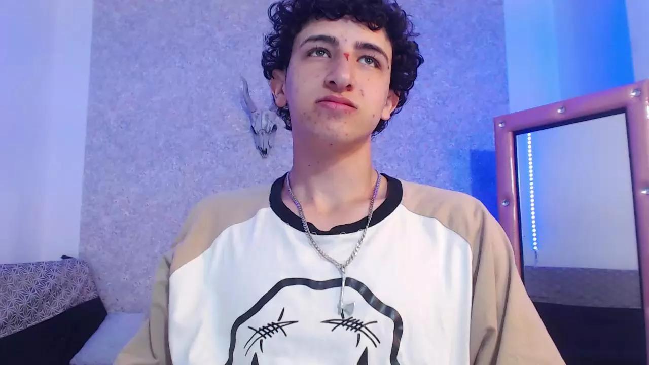 Kervs__ on Cam4 