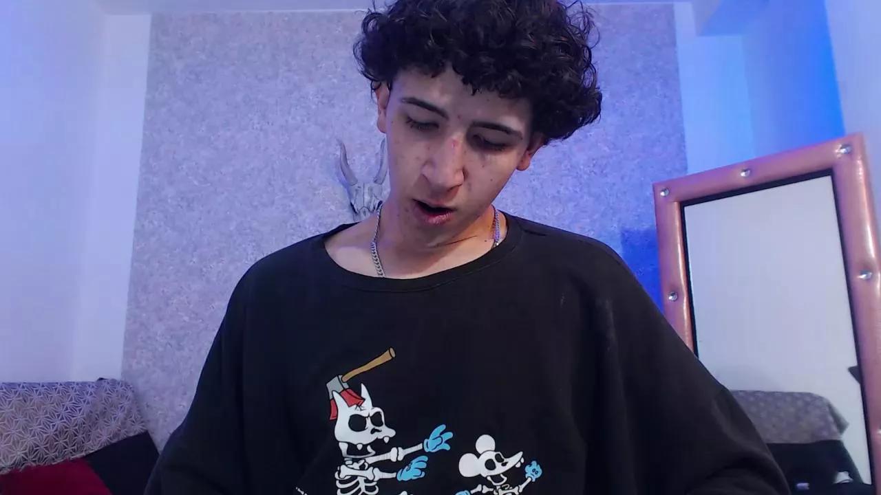 Kervs__ on Cam4 